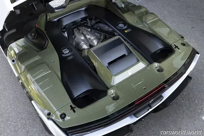 Является ли Ferrari SC40 лучшей данью, чем новый Countach?