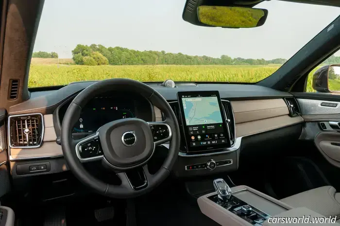 Reseña del Volvo XC90 T8 2025.5: la forma más elegante de transportar un colchón individual