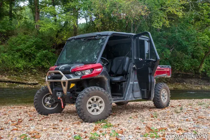 Polaris Ranger XD 1500 NorthStar vs. Can-Am Defender Max Limited: ¿Qué UTV de alto precio realmente domina?