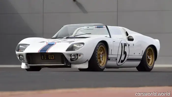 El Único Ford GT40 Descapotable Que Corrió en Le Mans Saldrá a Subasta