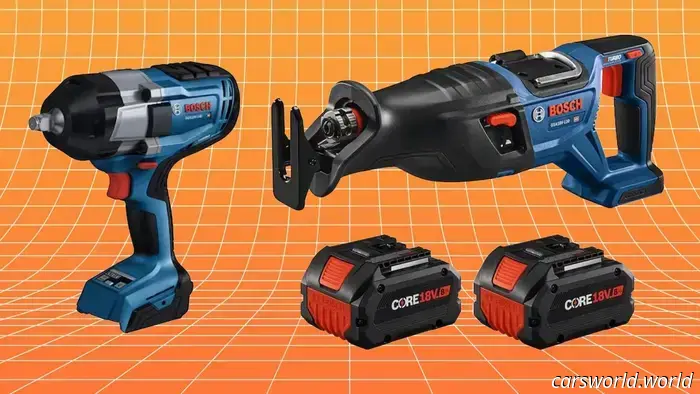 Utensile Bosch gratuito quando acquisti batterie da 18 V da Lowe’s con questa offerta del Black Friday