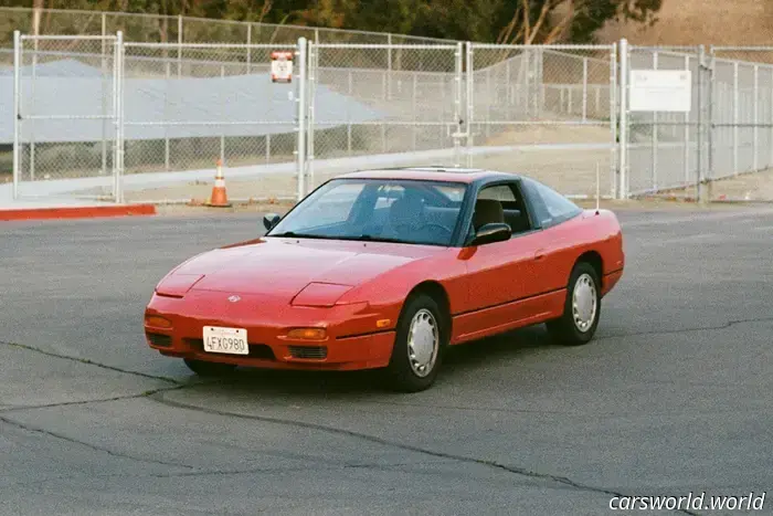 Я нашёл Nissan 240SX, который принадлежал бабушке, и превратил его в свою JDM‑машину мечты.