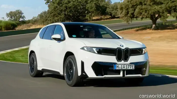 2027 BMW iX3 — Prima prova su strada: migliore del miglior modello BMW