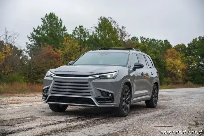 Análisis del Lexus TX 500h 2025: simplemente elige el Grand Highlander.