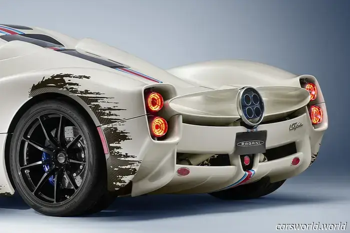 Questa Pagani Utopia "da corsa" è come i jeans strappati pre-consumati delle hypercar