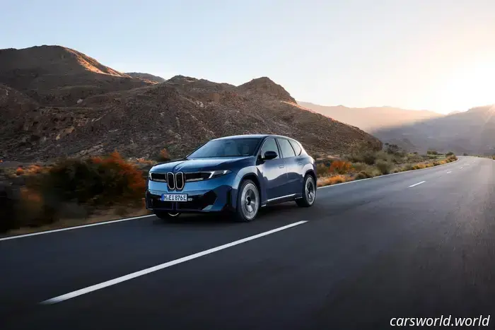 2026 BMW iX3 svelata: ecco il progetto per il futuro di BMW