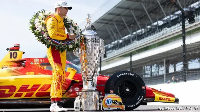 Cómo el ganador de Indy 500, Alex Palou, y Honda están Dominando la Era Híbrida de IndyCar
