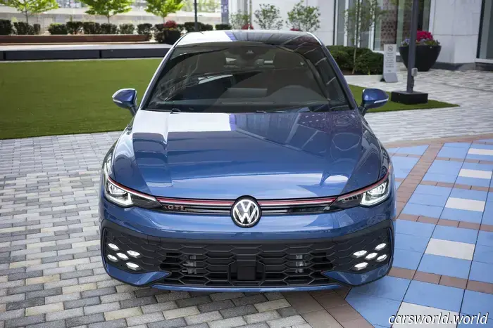 Volkswagen Golf GTI First Drive Review 2025: meglio, a un costo