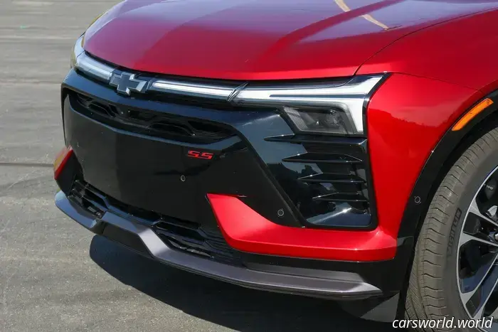 Análisis de la unidad inicial del Chevrolet Blazer EV SS 2025: Bienvenido de nuevo, V6 Malibu.