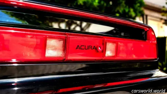 Questa NSX con cambio manuale è stata guidata meno di 270 miglia all'anno | Carscoops