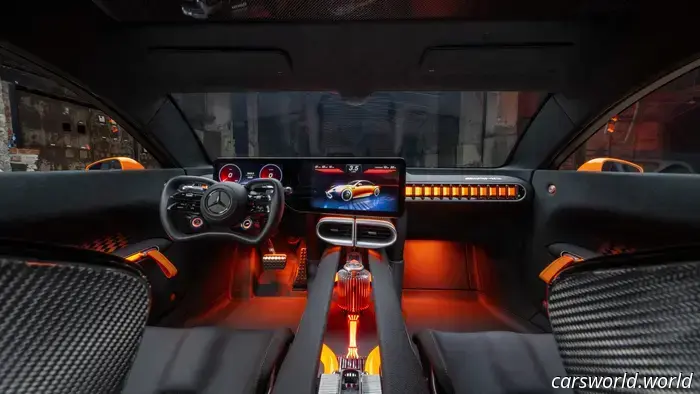 Mercedes AMG GT XX Concept оснащен активными аэродинамическими колесами и развивает мощность 1341 л.с.