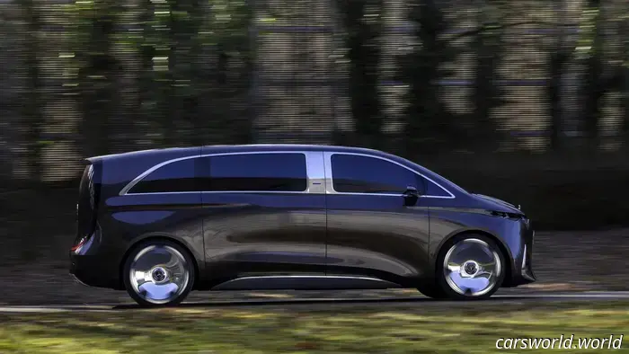 La Furgoneta con Concepto de Sala VIP Rodante de Mercedes Hace que una Clase S Parezca Abarrotada