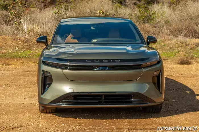 Recensione della Lucid Gravity 2026: la migliore auto a tre file da guidare che si possa comprare