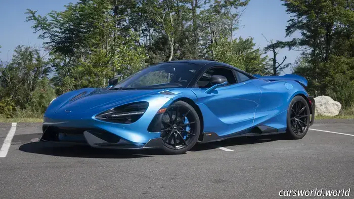 Recensione della McLaren 765LT: perché una Long Tail è più speciale delle altre supercar