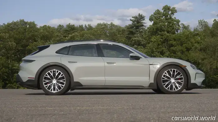 Обзор Porsche Taycan 4S Cross Turismo 2025 года: является ли это идеальным универсальным электромобилем?