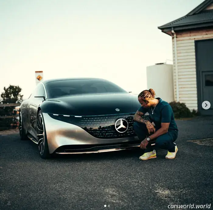 Lewis Hamilton certainly has no issue with gas-powered supercars now that he’s with Ferrari.