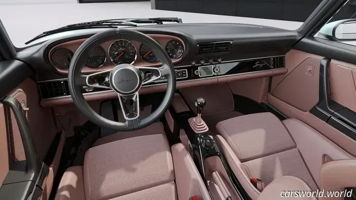 Новый "Суперспортивный" Porsche 911 Tribute Певицы оснащен всплывающими противотуманными фарами