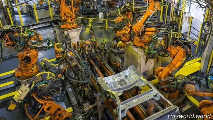 Canadá notifica a Stellantis un aviso de incumplimiento por el traslado de la producción a EE. UU.: TDS