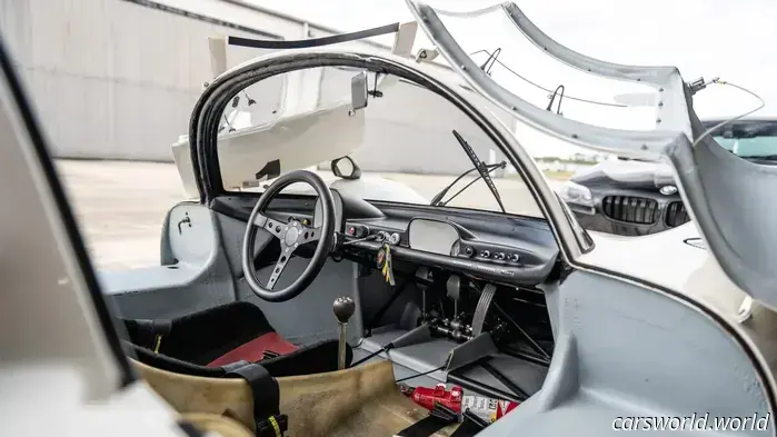 1967 Porsche 910 Available for Sale Highlights How Classic Race Cars Gave Everything for Speed