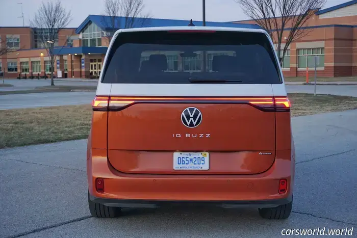 2025 Volkswagen ID Buzz Pro e contro Recensione: Potere dell'amore sulla logica