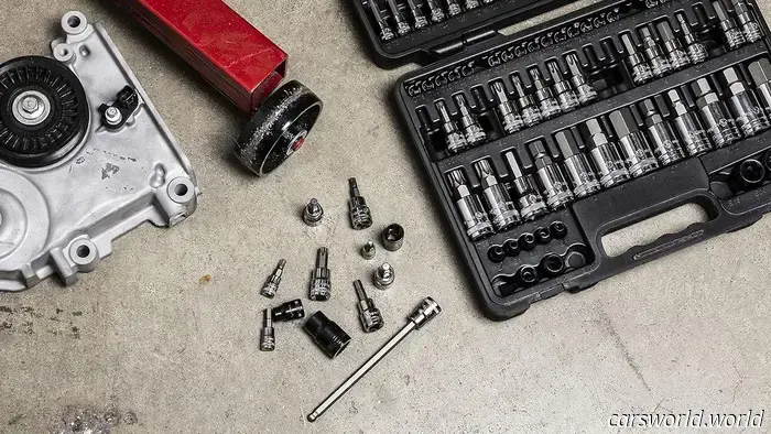 Porta il tuo set di attrezzi per principianti al livello successivo con questa imperdibile offerta su un kit di bussole esagonali e Torx.