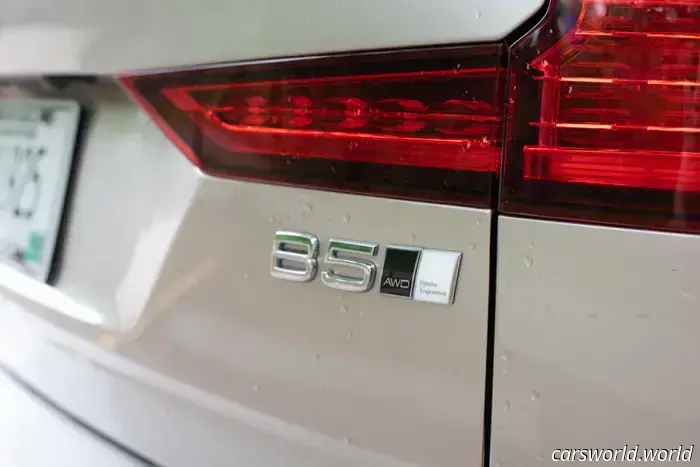 2025 Volvo V60 Cross Country Review: Remains Distinctive, Yet Beginning to Show Its Age