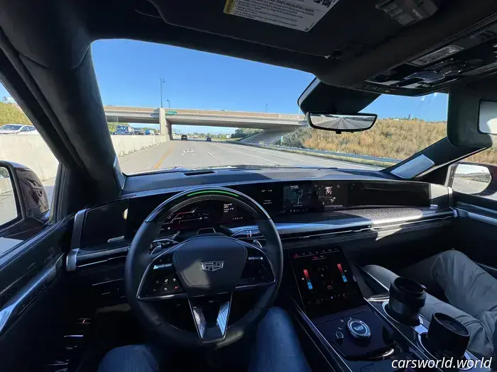 Обзор Cadillac Escalade V 2025 года: он вам не нужен, но вы его хотите