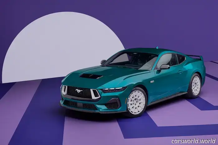 2026 Ford Mustang FX pacchetto è per Gen X'ers che vogliono davvero un nuovo corpo Fox