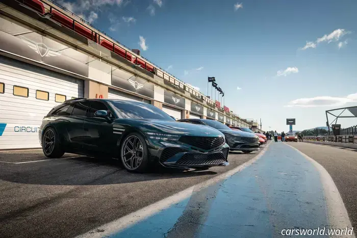 Genesis оставляет Infiniti далеко позади и нацеливается на Линкольн по мере роста продаж в США.