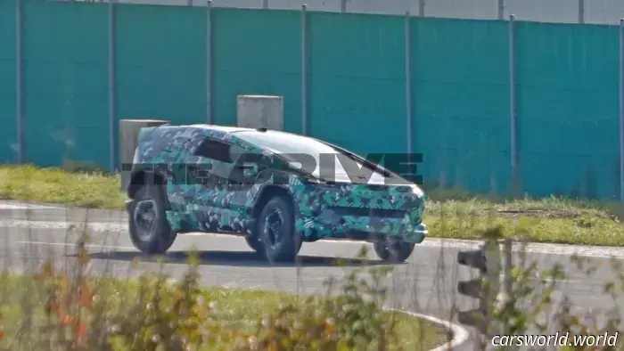 Этот безумный прототип электромобиля был создан на саудовские нефтяные деньги.