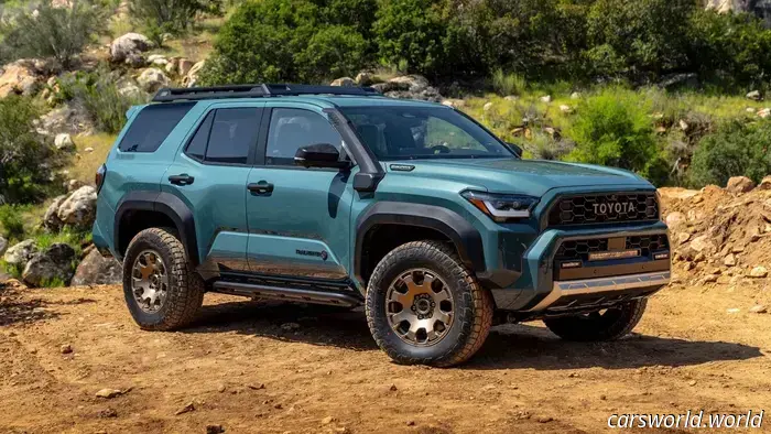 Quasi la metà di tutte le Toyota vendute lo scorso anno aveva un motore elettrico.