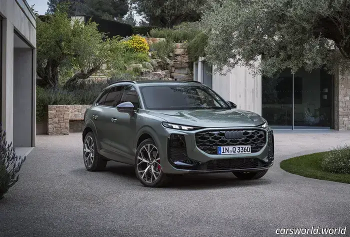 Prima prova su strada della Audi Q3 2026: l'allestimento base non deve per forza essere scadente