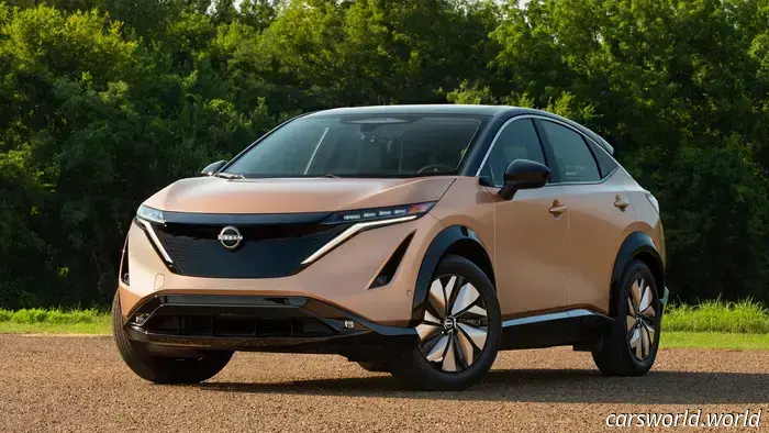Nissan sta già interrompendo la produzione dell'Ariya elettrica dopo appena tre anni.