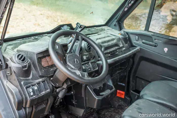 Polaris Ranger XD 1500 NorthStar vs. Can-Am Defender Max Limited: ¿Qué UTV de alto precio realmente domina?
