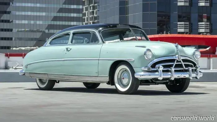 El coche de uso diario de Steve McQueen está a la venta tras 19 años en un museo.