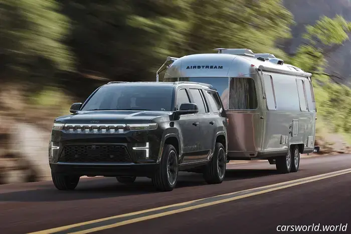 Il Jeep Grand Wagoneer 2026 ottiene l'opzione EV con range extender V6: oltre 500 miglia di autonomia