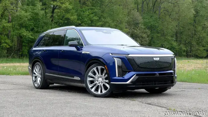 Revisión del Cadillac Vistiq Primer Contacto 2026: Escalade Aspira a Medios Intermedios