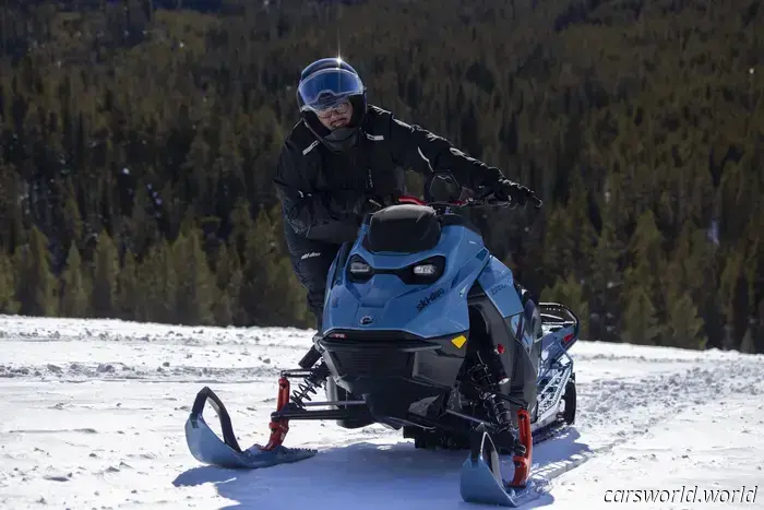 Andar En Moto De Nieve Por Yellowstone Es Difícil, Pero Vale La Pena Congelarse