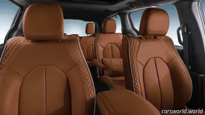 Recensione della Chrysler Pacifica Pinnacle 2026: il top di gamma, ma oltre il suo apice