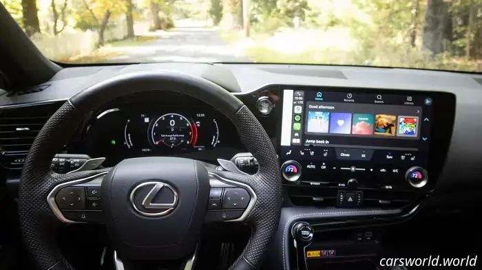 Обзор достоинств и недостатков Lexus NX 350 F Sport 2025 года: неожиданно захватывающий.