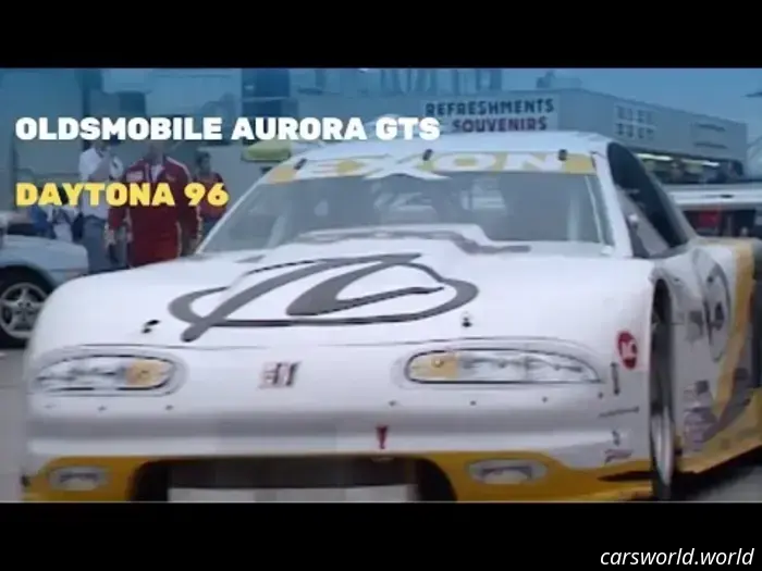 Oferta del Paquete: Coche de Carreras Oldsmobile Ganador de Daytona 24 en 1996 y Camión de Apoyo a la venta