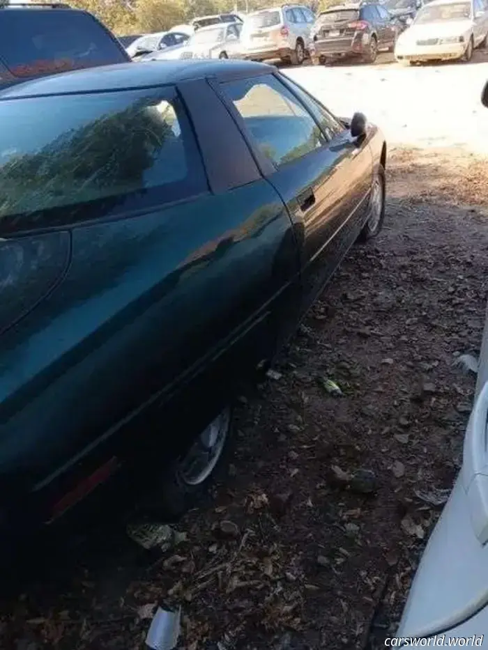 Este GM EV1 ultra raro se acaba de vender por 104.000 dólares en una subasta aleatoria de vehículos incautados.