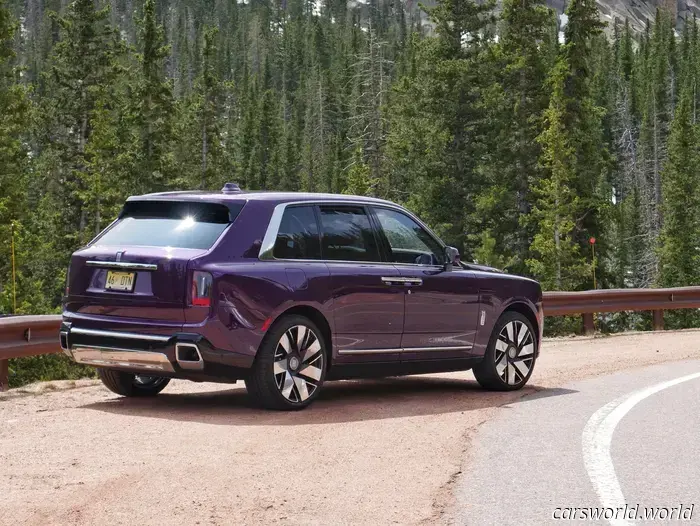 Reseña del Rolls-Royce Cullinan Series II 2025: Por qué escalamos montañas