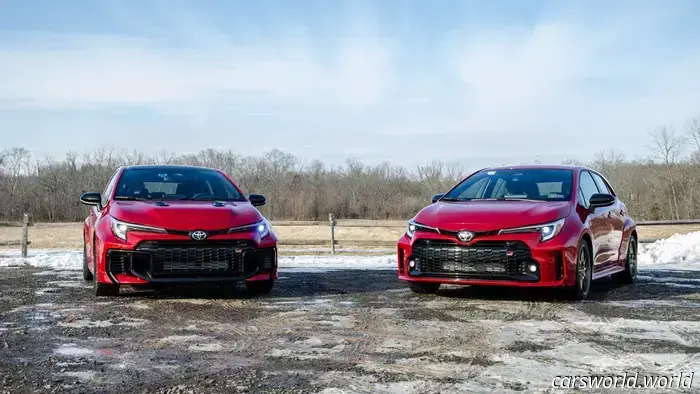 Prueba automática vs. manual del Toyota GR Corolla 2025: ¿Sigue siendo bueno Sin un palo?