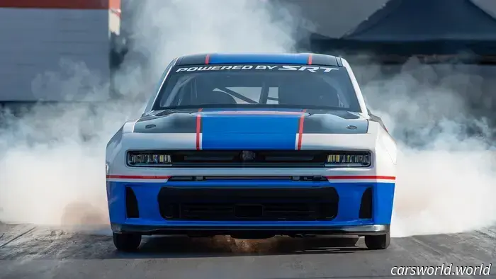 El nuevo Dodge Charger Drag Pak tiene un V8. ¿Entonces, dónde está el coche de calle con motor Hemi?