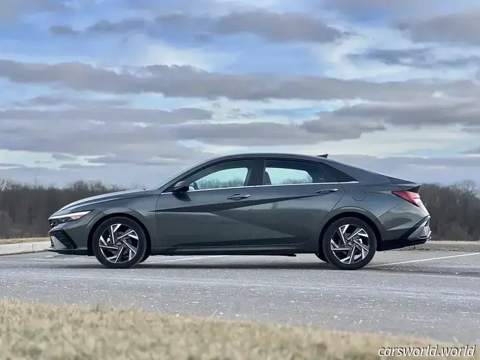 2025 Hyundai Elantra Hybrid Review: Budget-Friendly Fuel Saver