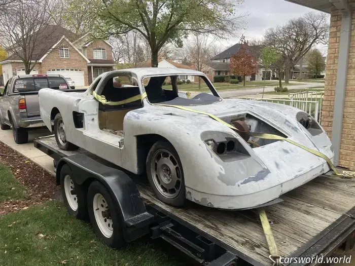 Questo tizio voleva creare la propria auto sportiva. Ora aiuta gli altri a fare lo stesso.