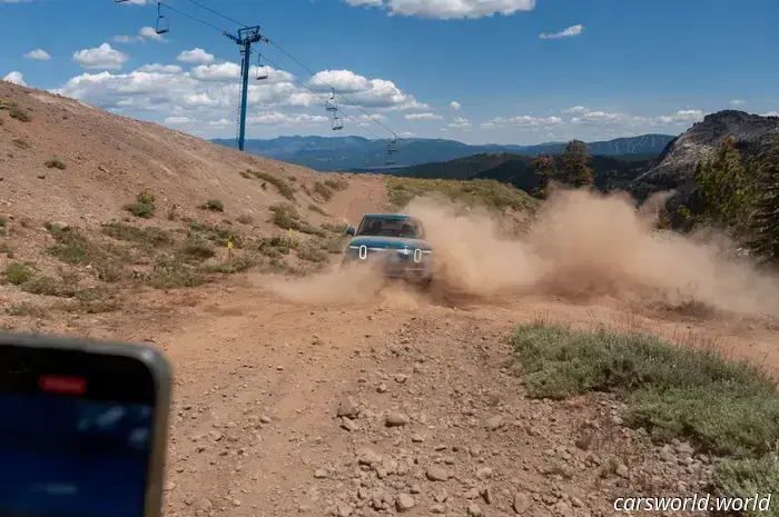 Prova su strada della Rivian R1T Quad 2026: Quando troppo è semplicemente abbastanza