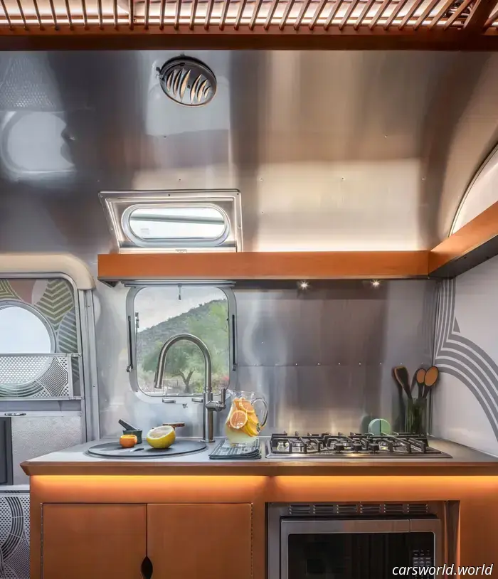 Frank Lloyd Wright’s Overlooked Food Truck Concept Inspired a New Airstream Trailer.