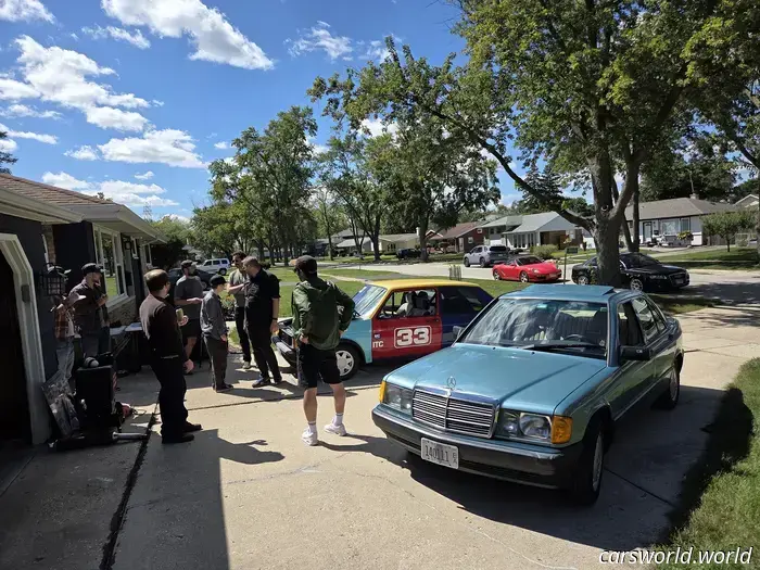 Questo tizio voleva creare la propria auto sportiva. Ora aiuta gli altri a fare lo stesso.